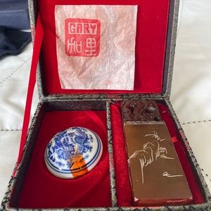 Chinese stamp for name Gary